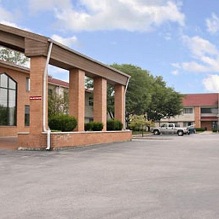 Travelodge Indianapolis Castleton Zewnętrze zdjęcie