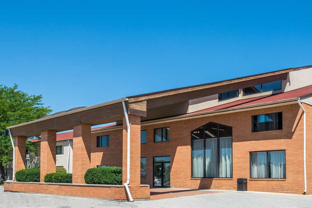 Travelodge Indianapolis Castleton Zewnętrze zdjęcie